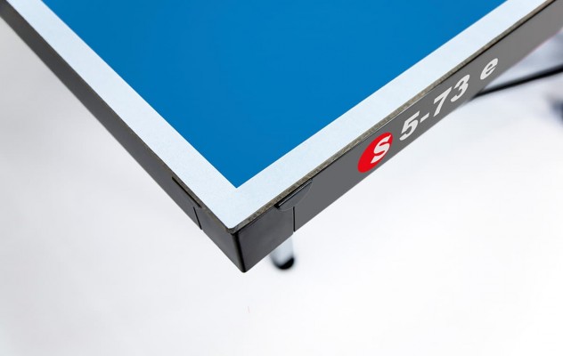 Eckenschutz beim Sponeta S 5-73 e Outdoor Tischtennistisch